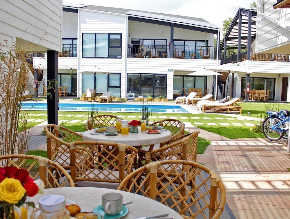 Отель Grand Gardenia Атлиско Экстерьер фото