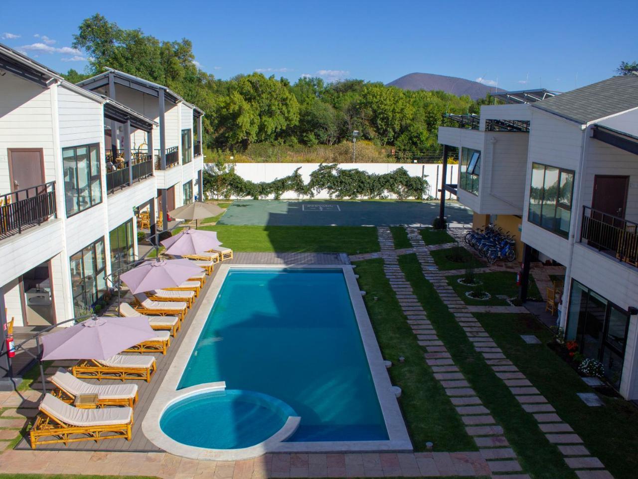 Отель Grand Gardenia Атлиско Экстерьер фото